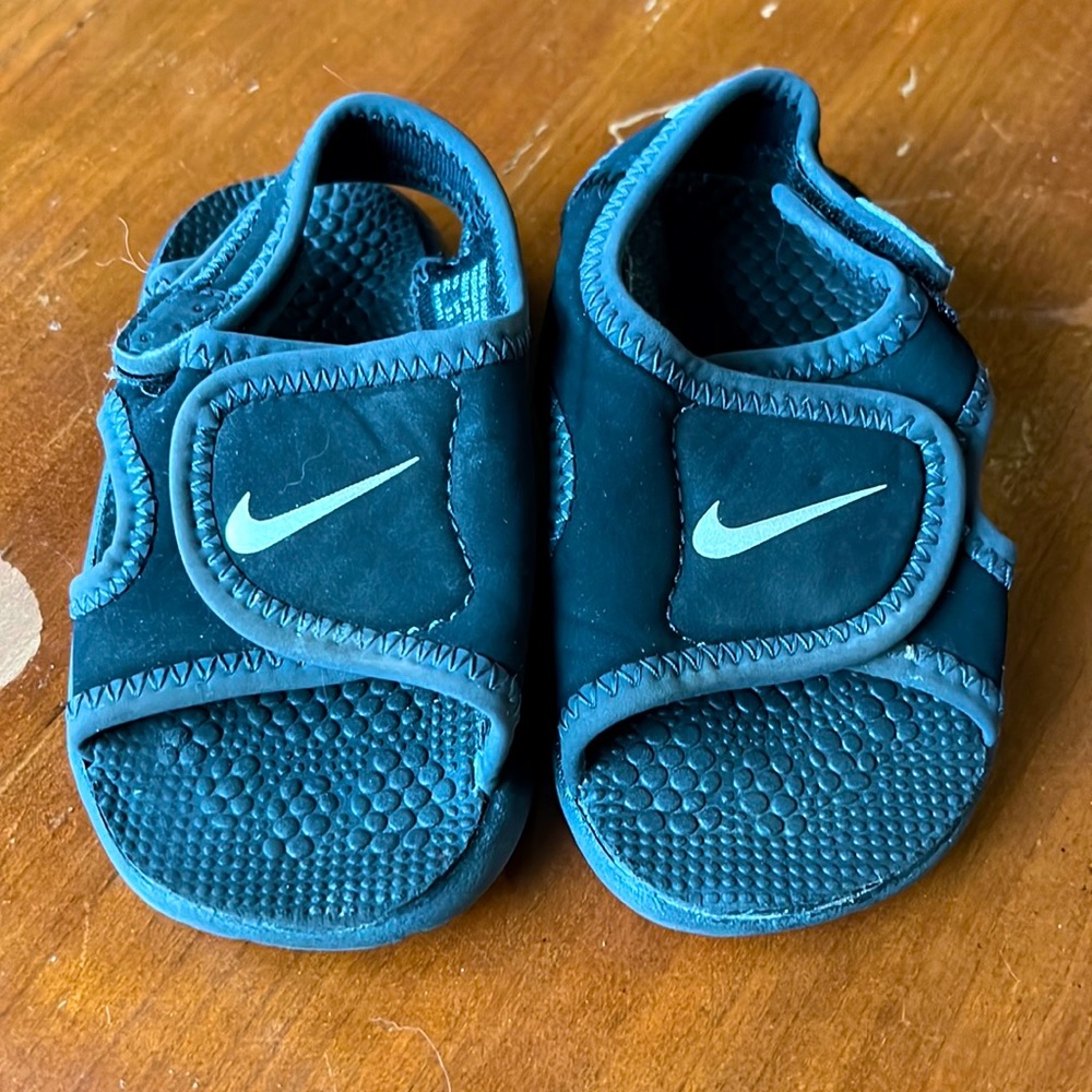 ❌❌SOLD❌❌Nike infant sandals